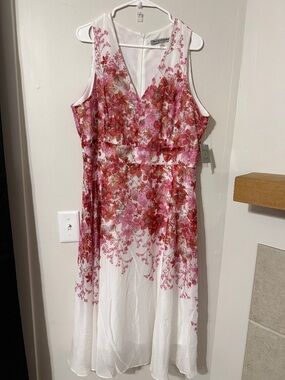 Danny & Nicole White Midi Dress with Pink & Red Floral Print